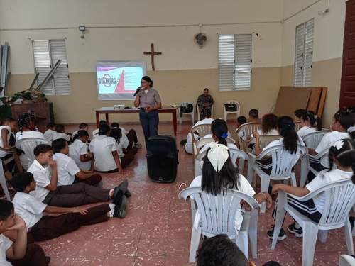 PN, a través de DEAMVI, promueve convivencia pacífica mediante actividades educativas y de sensibilización