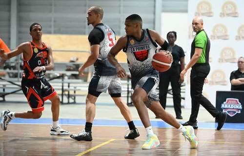 La Primera y Marina triunfan en inicio torneo de baloncesto intercalles club La Ciénaga