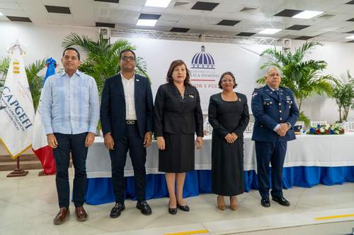 Interior y Policía gradúa 722 técnicos formados mediante escuelas vocacionales