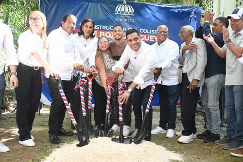 Ministro Kelvin Cruz encabeza inicio de construcción de Coliseo de Boxeo en La Altagracia