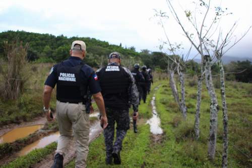 PN y MP investigan doble homicidio en Los Alcarrizos; autor identificado y prófugo