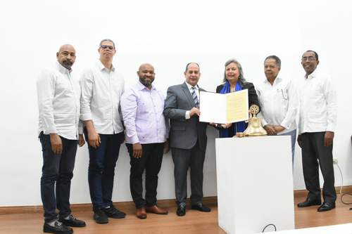 ADN reconoce Organización Rotary con la Orden al Mérito de la Ciudad de Santo Domingo